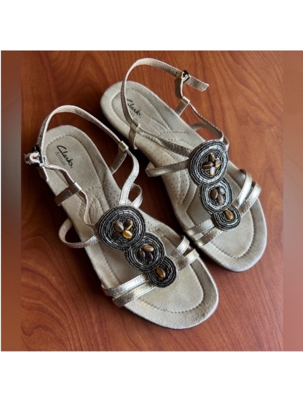 Clarks Women's Metallic Gold Beaded Boho T-Strap Comfortable Summer Sandals